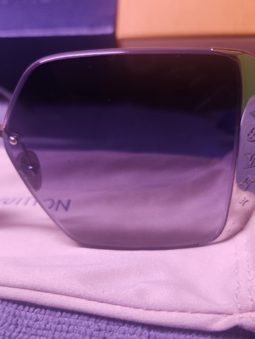 Louis Vuitton Gradient Gray Square Rimless Sunglasses with Silver Accents